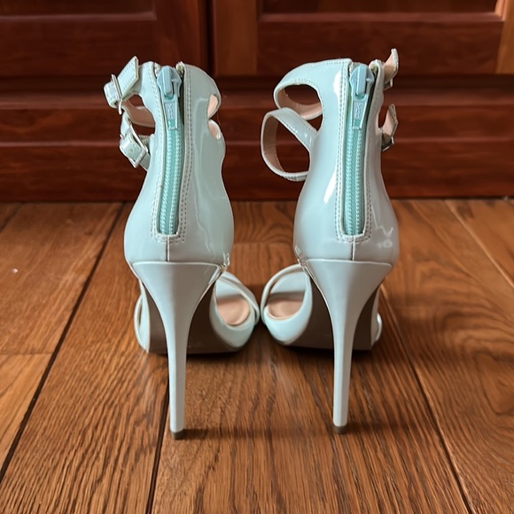 Steve Madden Teal Sandals size 6 - Picture 6 of 9